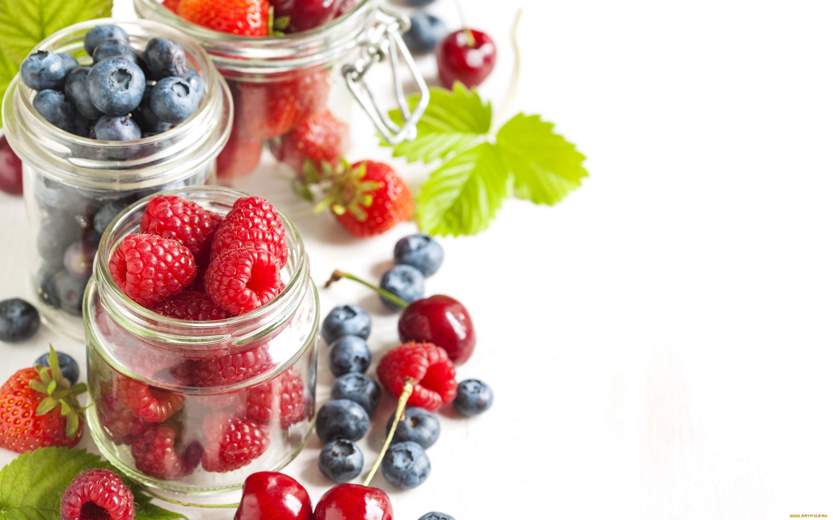 , ,  , berries, fresh, , , , 
